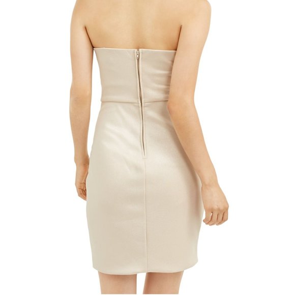 CITY STUDIO Gold Sleeveless Sweetheart Neck Dress - Picture 2 of 5